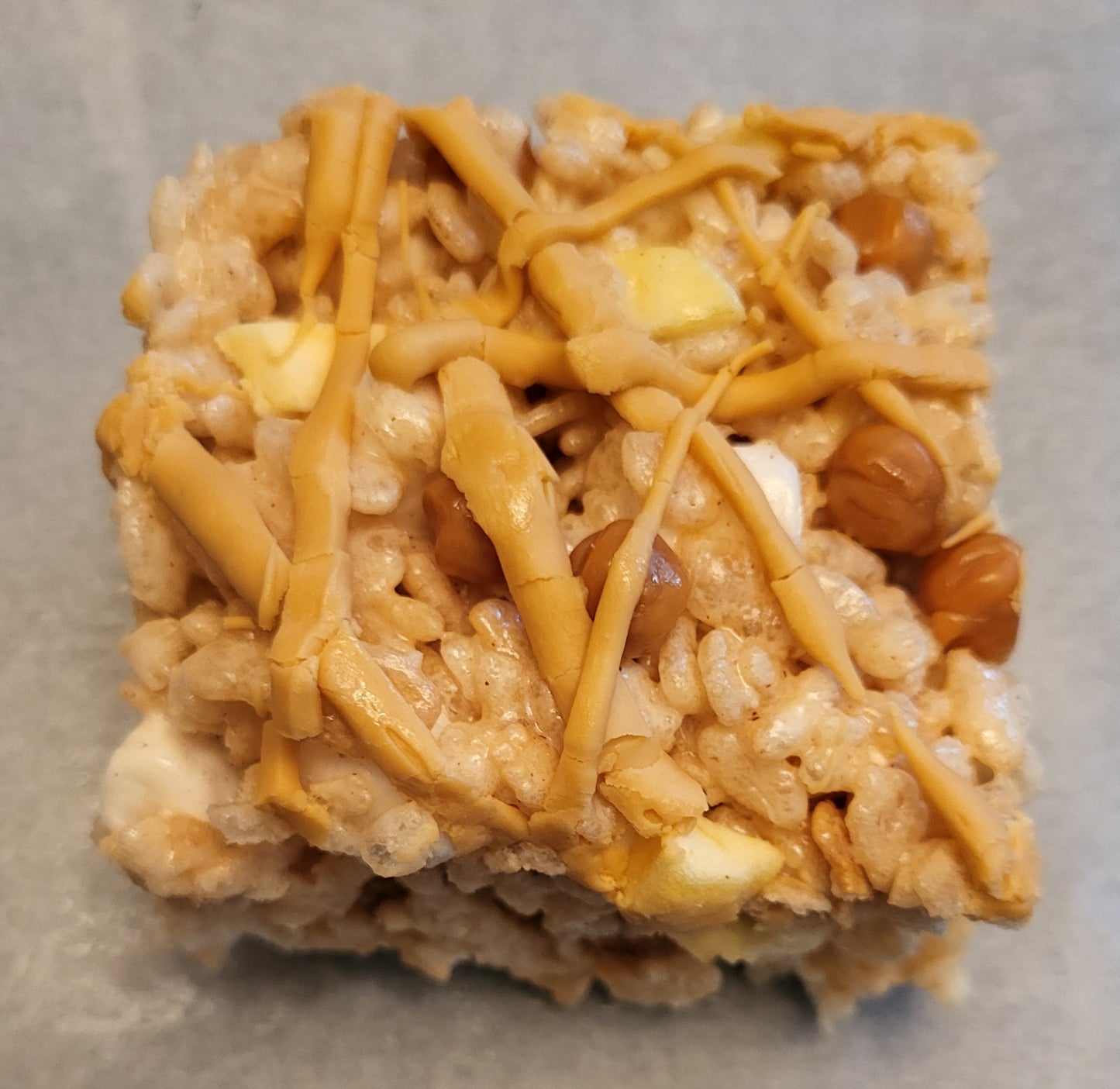 Apple Caramel/ Caramel Bits Drizzled with Butterscotch Chocolate Crispie