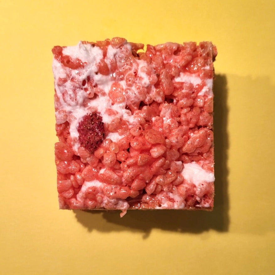 Strawberry Treat bar - Buy in multiples of 3 and save